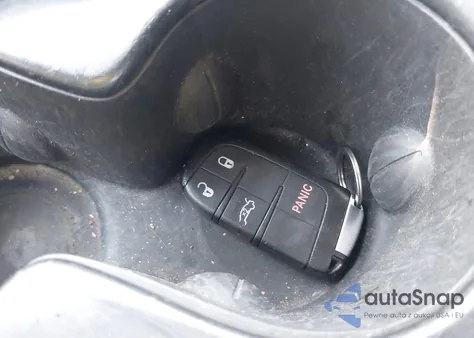 2015 Chrysler 200 Limited из США, поврежденный, VIN 1C3CCCAB5FN504114